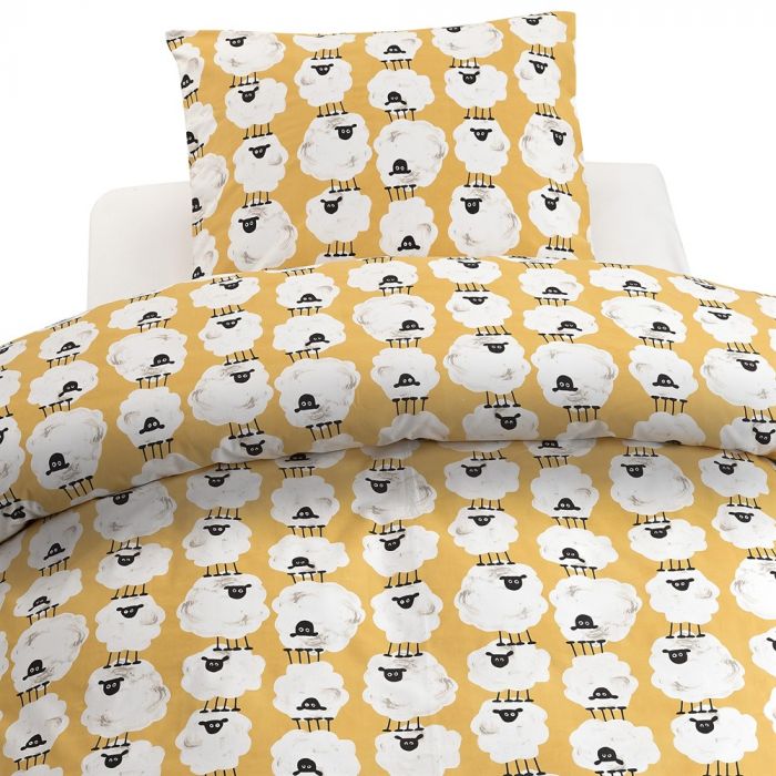 Påslakanset säng Albert Gul Påslakanset säng Albert Gul