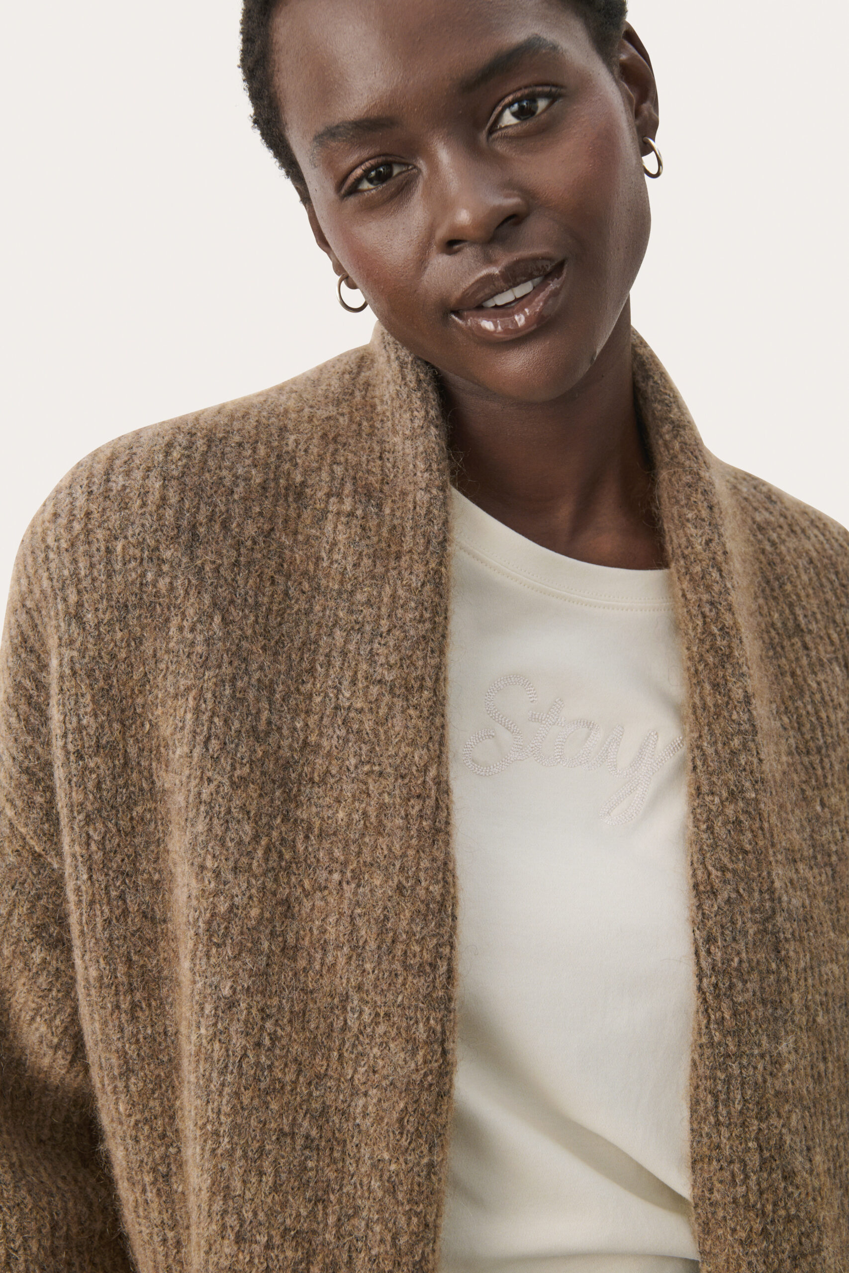 miixi-Cardigan_Stickad-Part-Two-MX-0012424-4