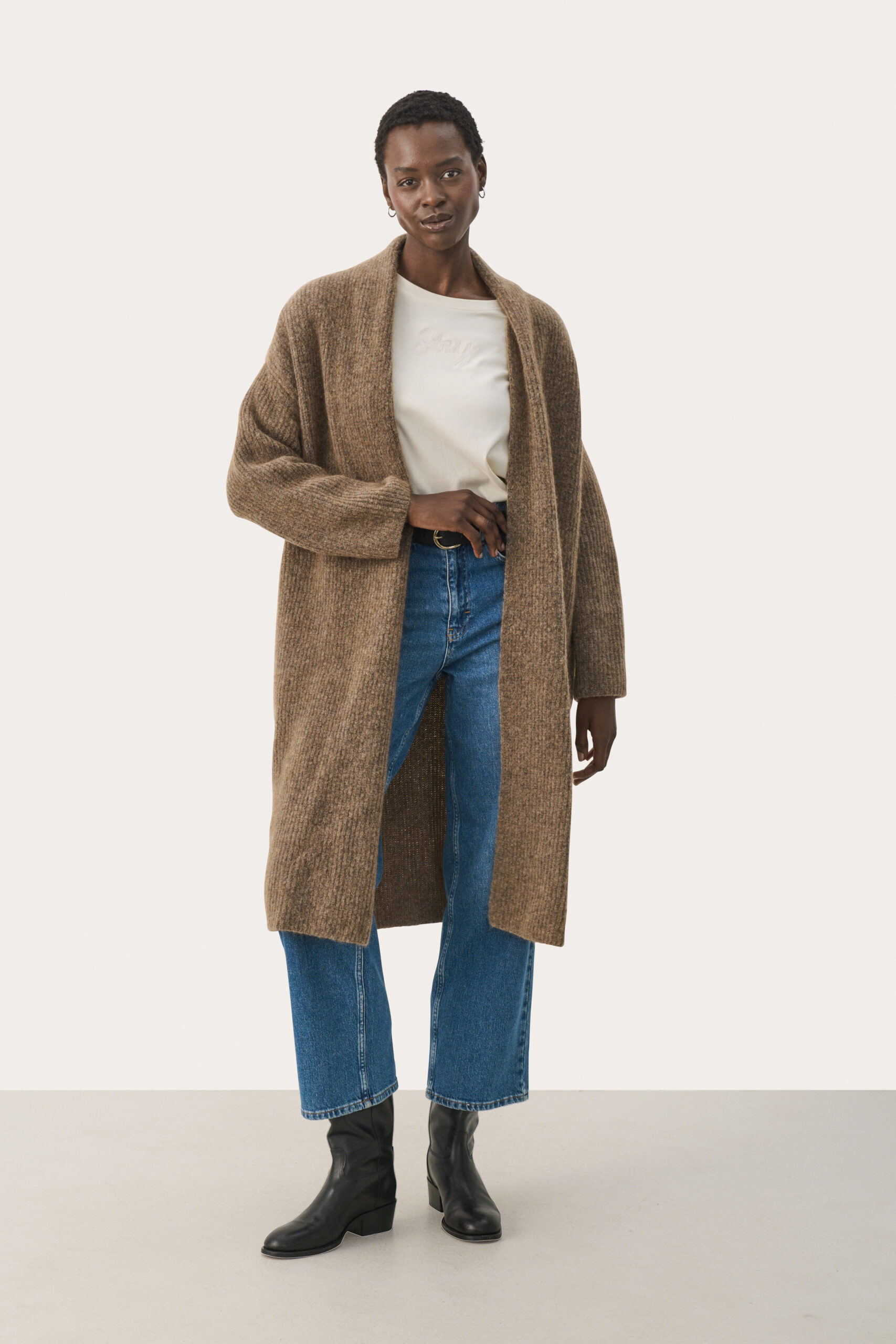 miixi-Cardigan_Stickad-Part-Two-MX-0012424-6