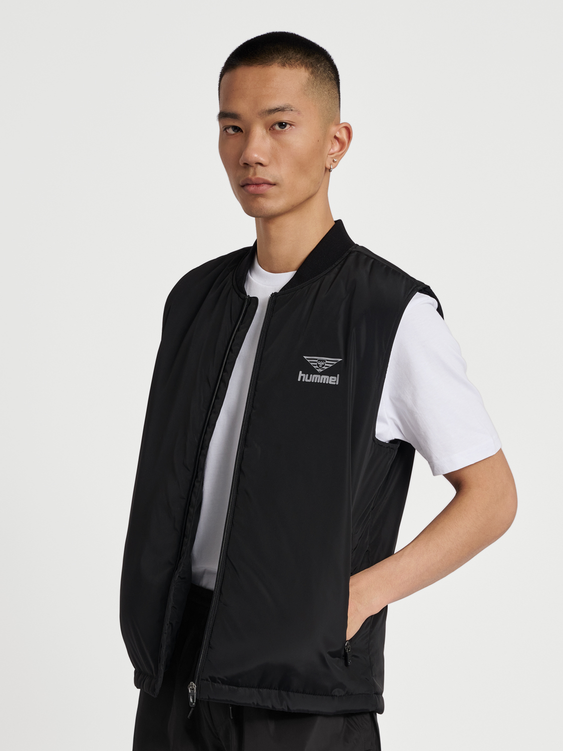 miixi-Jacka-Hummel-MX-0013760-2