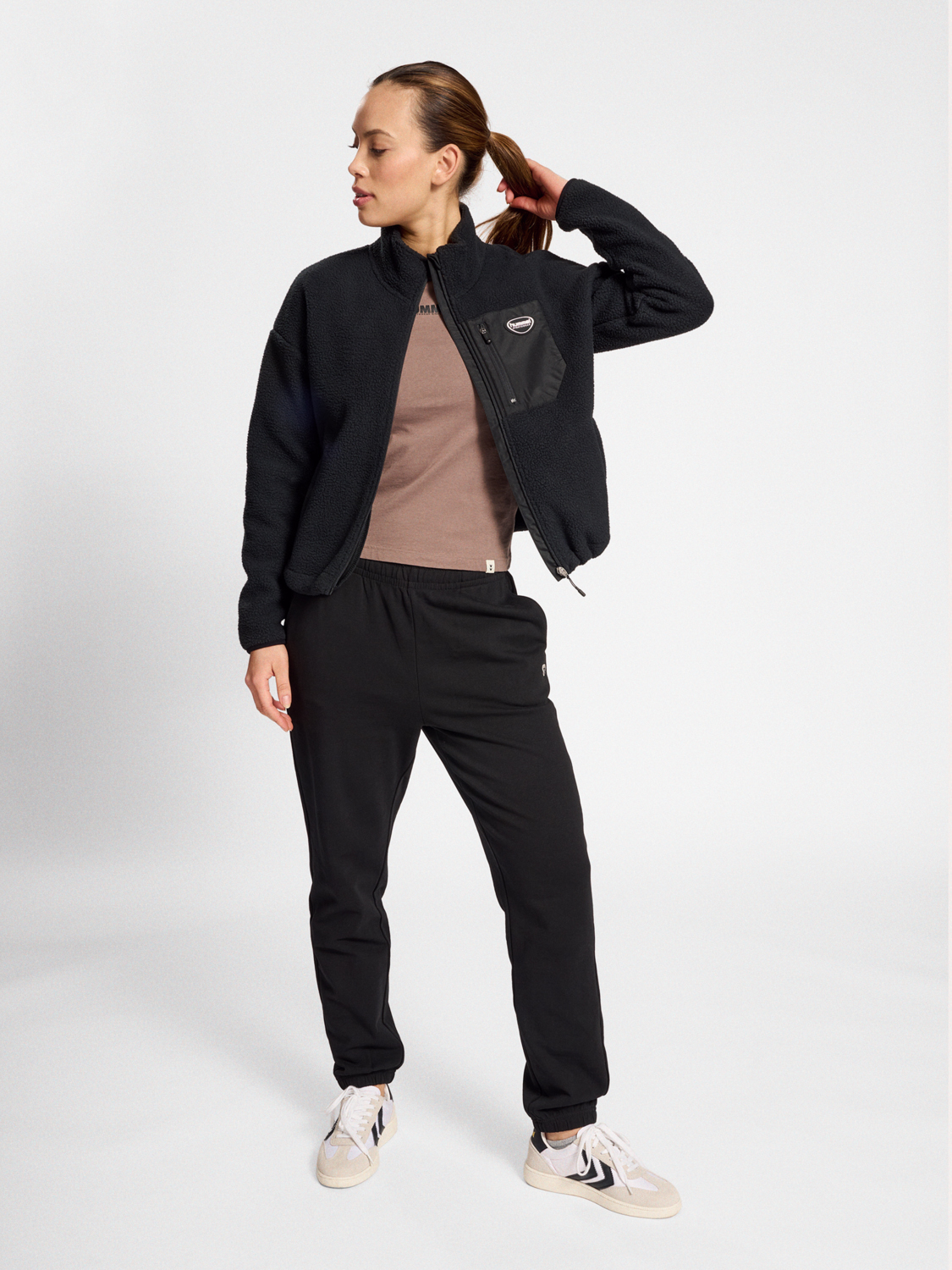 miixi-Jacka-Hummel-MX-0013960-10