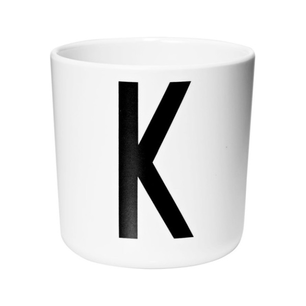 Miixi - Barn & baby / Baby Essentials / Äta & dricka / Bestick & servering - Design Letters - Mugg Ecozen Bokstav K Melamin Vit 7 cm